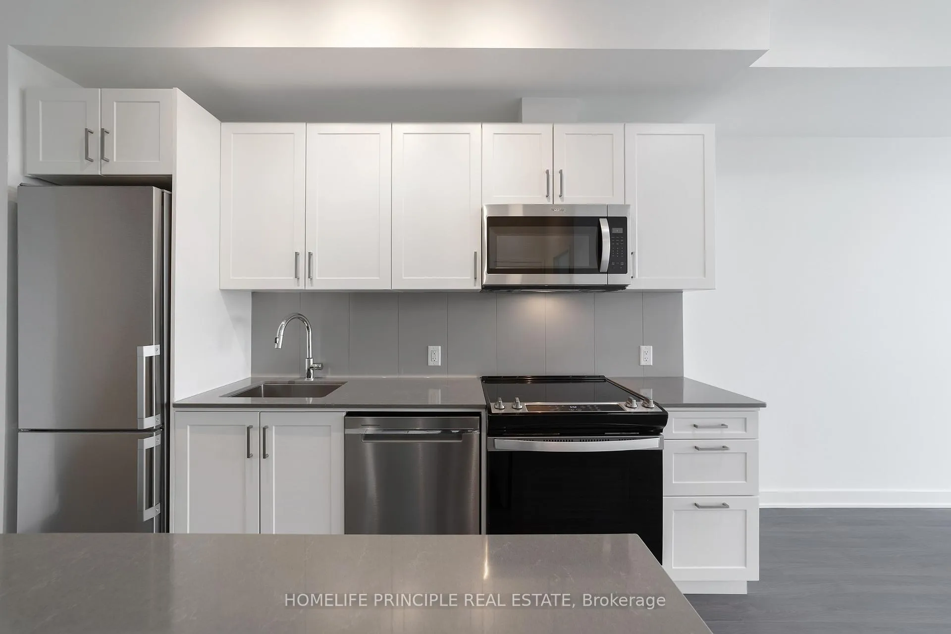 Photo 12 of Unit 511, 681 Yonge Street, Barrie, Painswick South — HOMEH