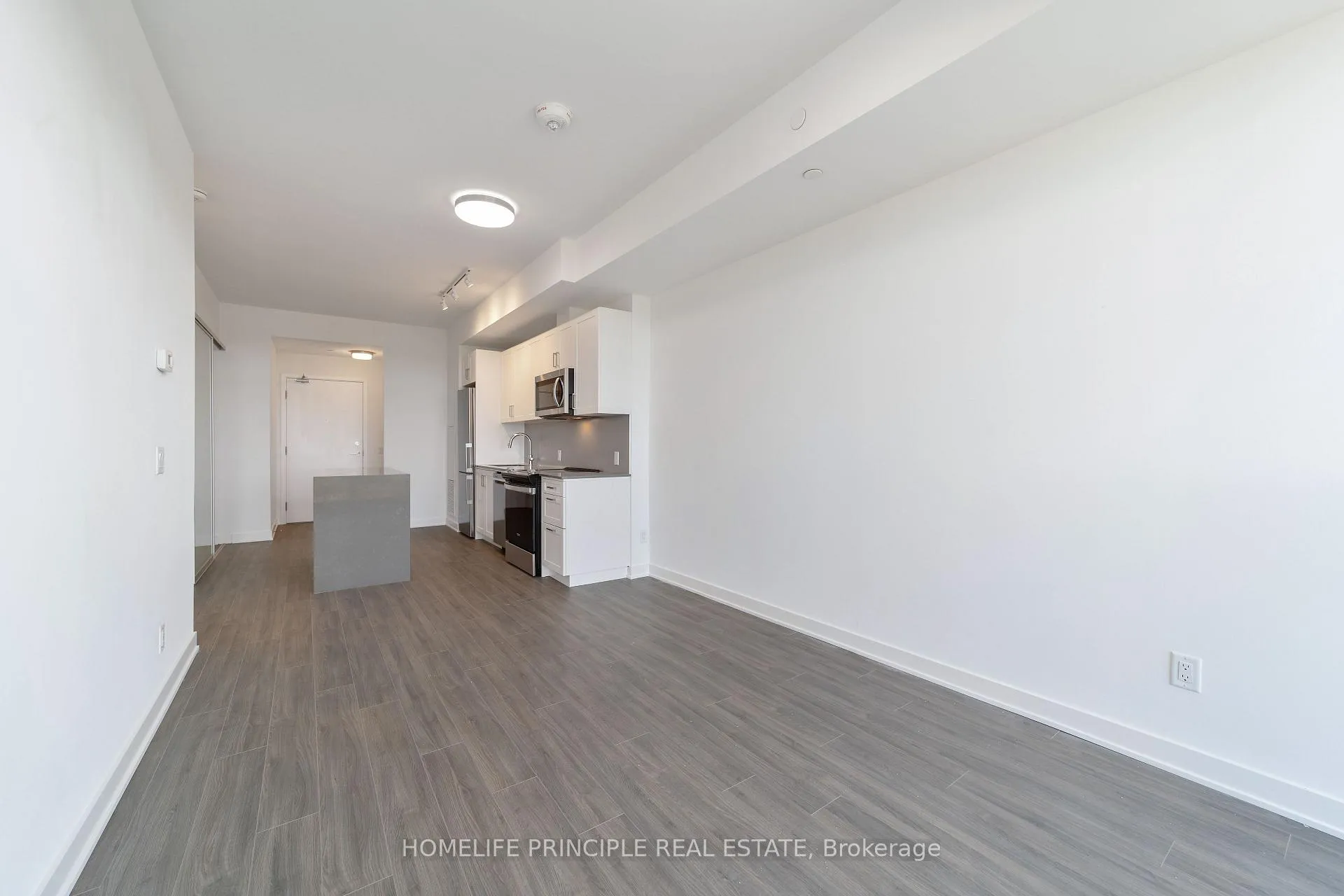 Photo 14 of Unit 511, 681 Yonge Street, Barrie, Painswick South — HOMEH