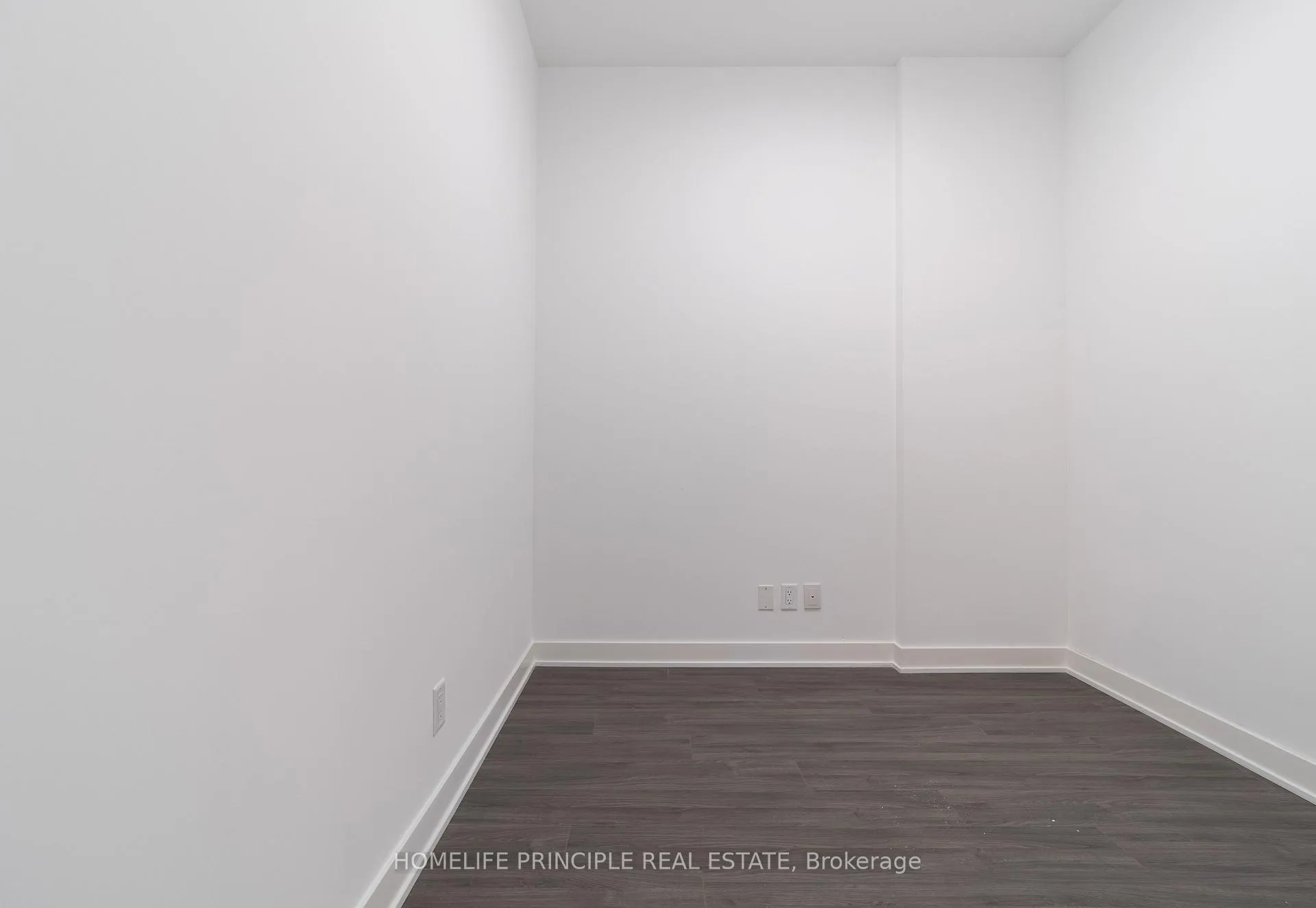 Photo 21 of Unit 511, 681 Yonge Street, Barrie, Painswick South — HOMEH