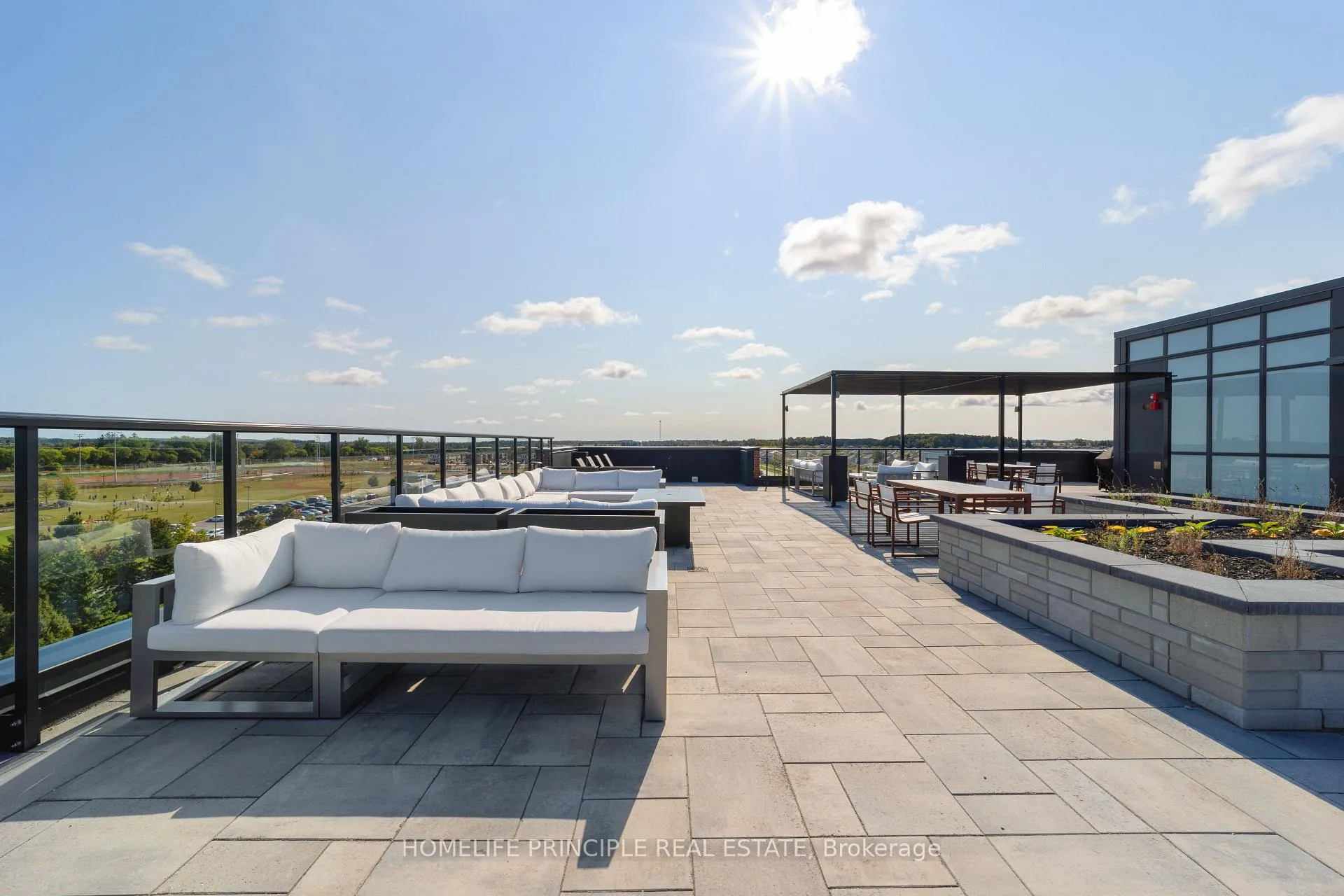 Photo 32 of Unit 511, 681 Yonge Street, Barrie, Painswick South — HOMEH