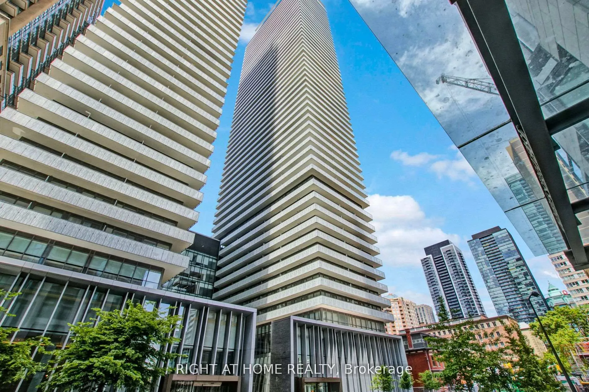 Front of Unit 3405, 50 Charles Street E