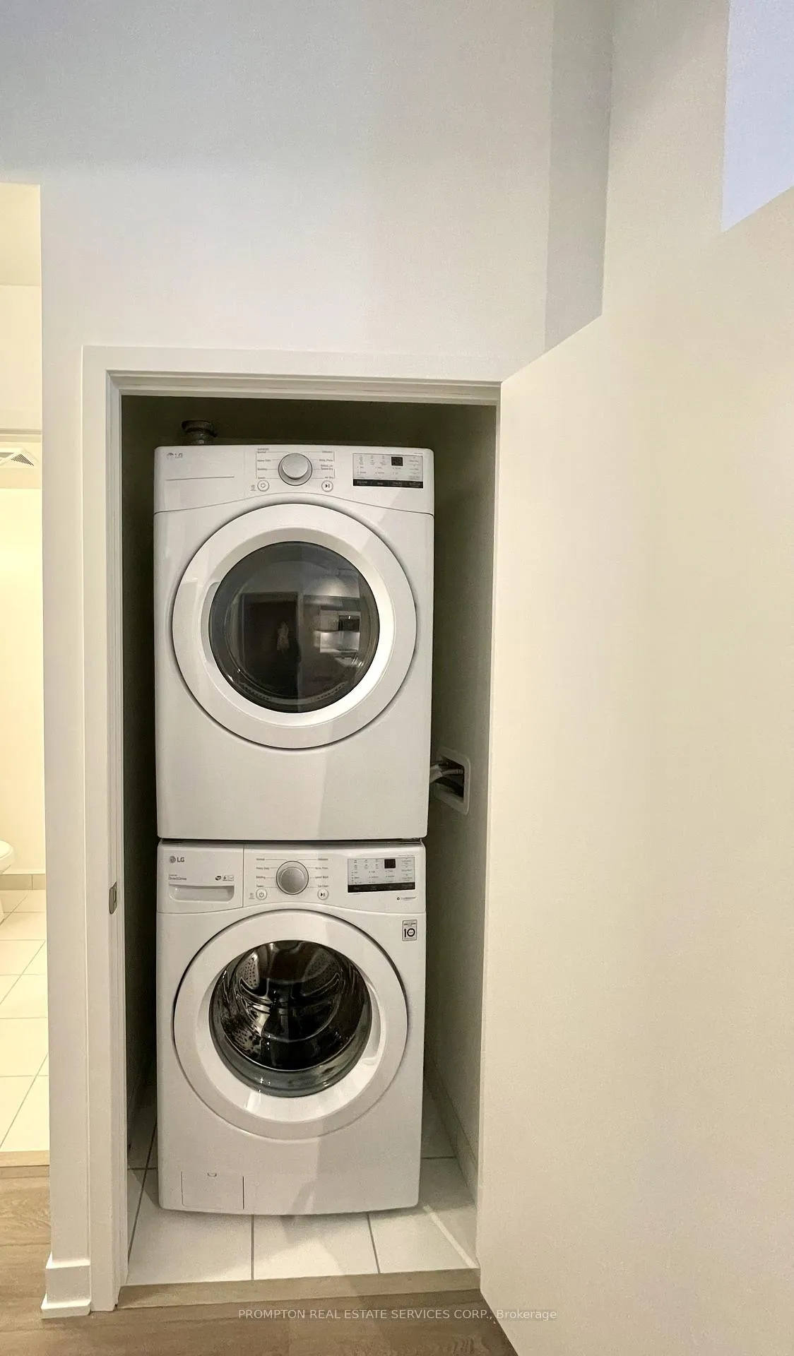 Photo 9 of Unit A1018, 8119 Birchmount Road, Markham, Unionville — HOMEH