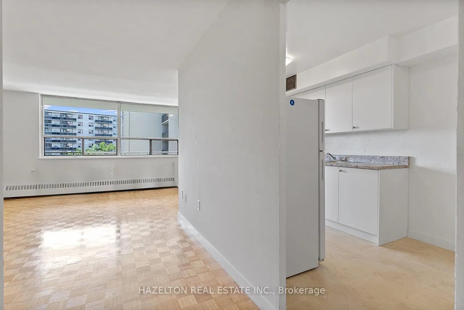 Photo 4 of Unit 1111, 126 Bellamy Road, Scarborough, Eglinton East — HOMEH