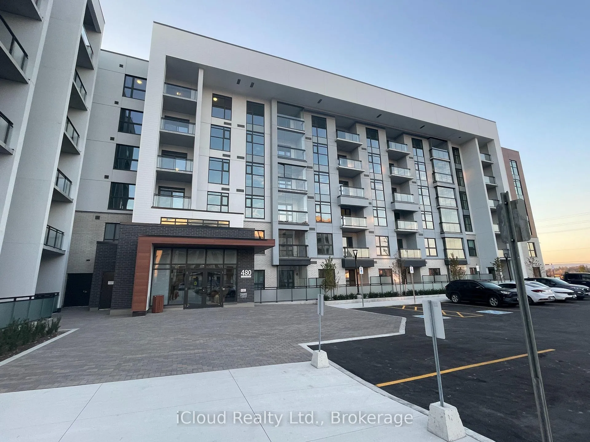 Front of Unit 312, 480 Gordon Krantz Avenue