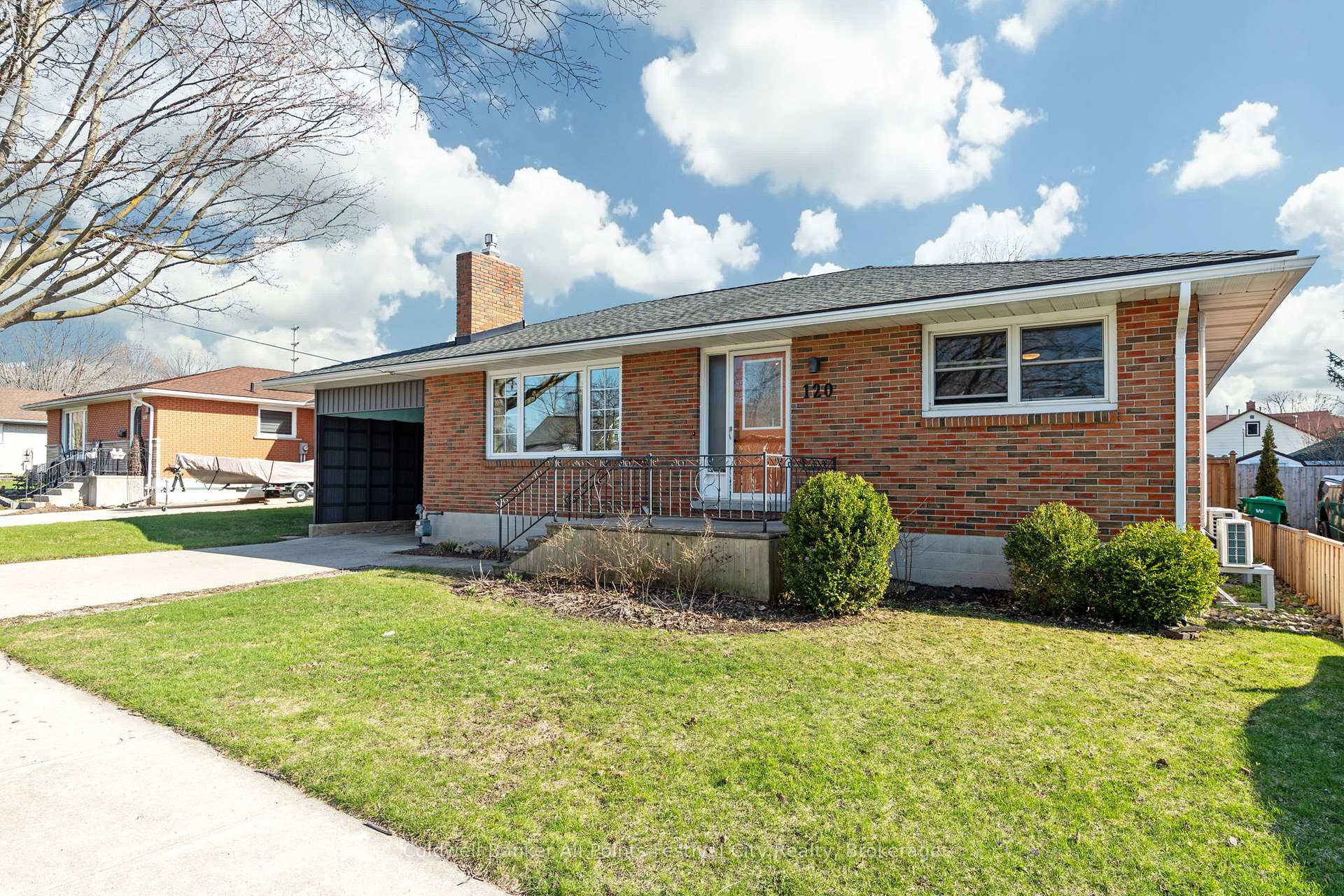 Photo 4 of 120 Newgate Street, Goderich, Goderich (Town) — HOMEH