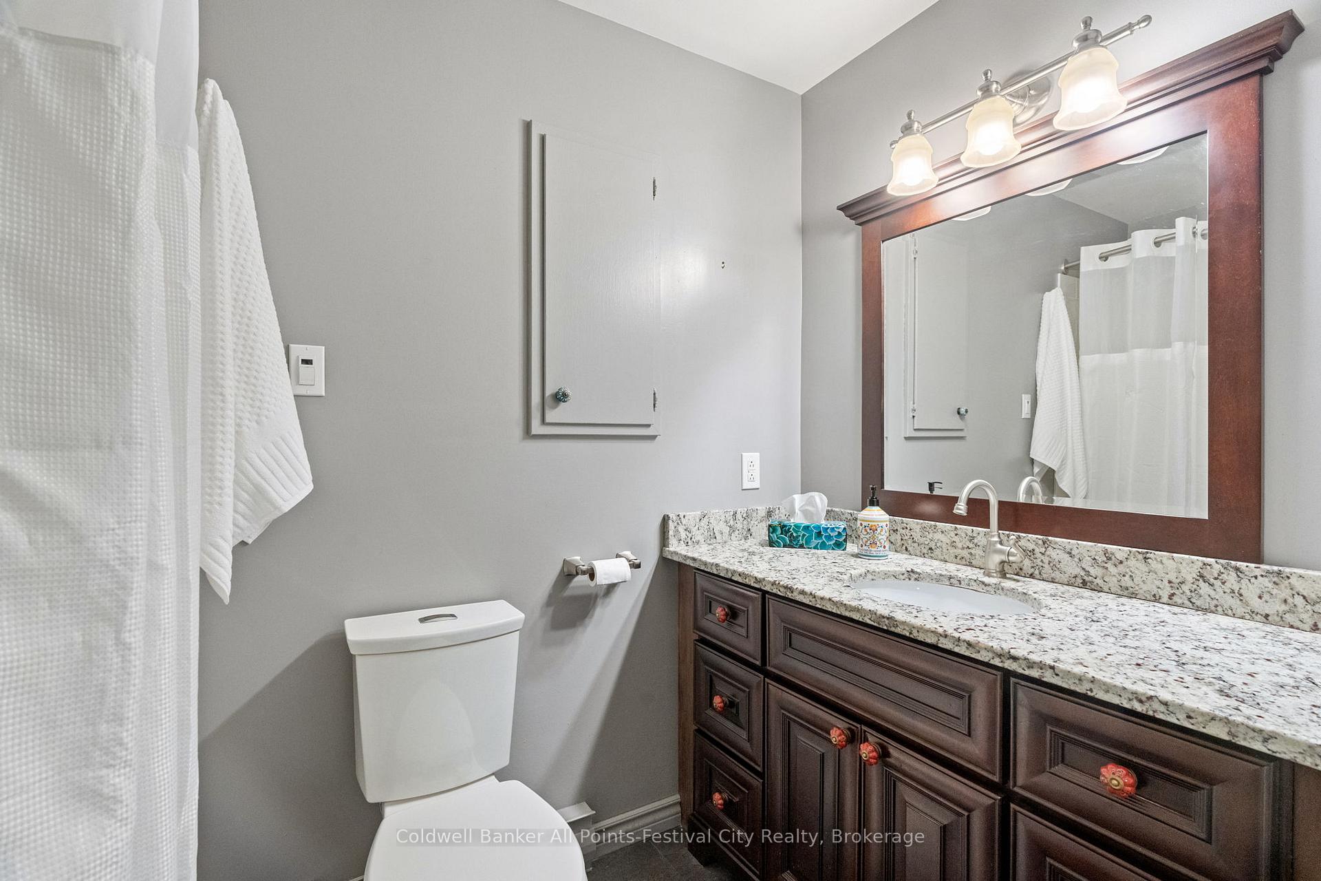 Photo 19 of 120 Newgate Street, Goderich, Goderich (Town) — HOMEH