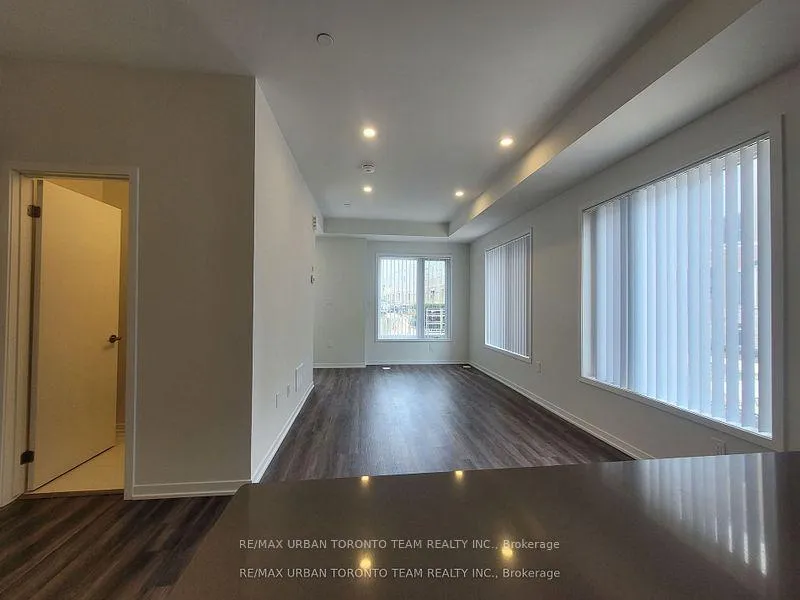 Photo 10 of Unit 171, 151 Honeycrisp Cres, Vaughan, Vaughan Corporate Centre — HOMEH