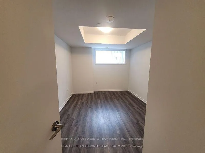 Photo 11 of Unit 171, 151 Honeycrisp Cres, Vaughan, Vaughan Corporate Centre — HOMEH