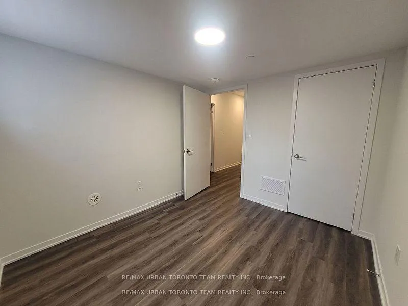 Photo 12 of Unit 171, 151 Honeycrisp Cres, Vaughan, Vaughan Corporate Centre — HOMEH