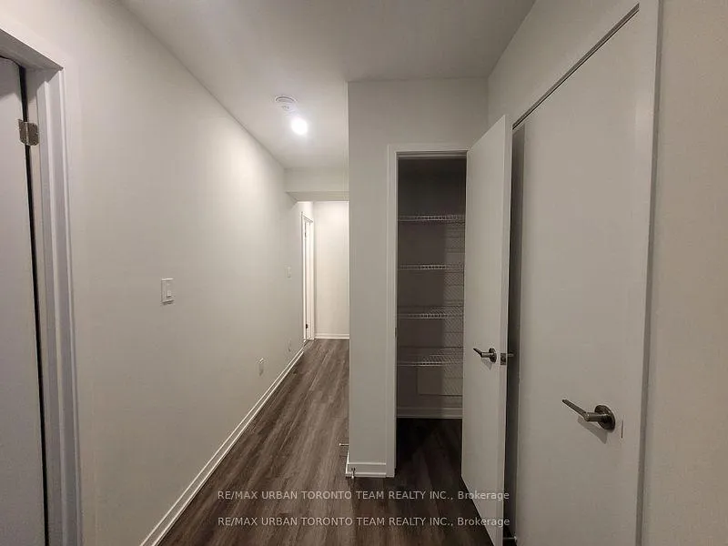 Photo 13 of Unit 171, 151 Honeycrisp Cres, Vaughan, Vaughan Corporate Centre — HOMEH