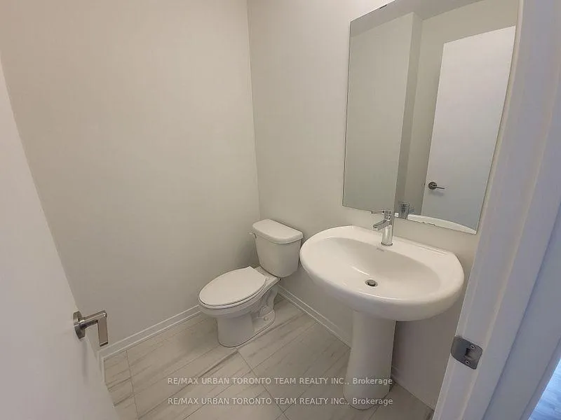 Photo 15 of Unit 171, 151 Honeycrisp Cres, Vaughan, Vaughan Corporate Centre — HOMEH