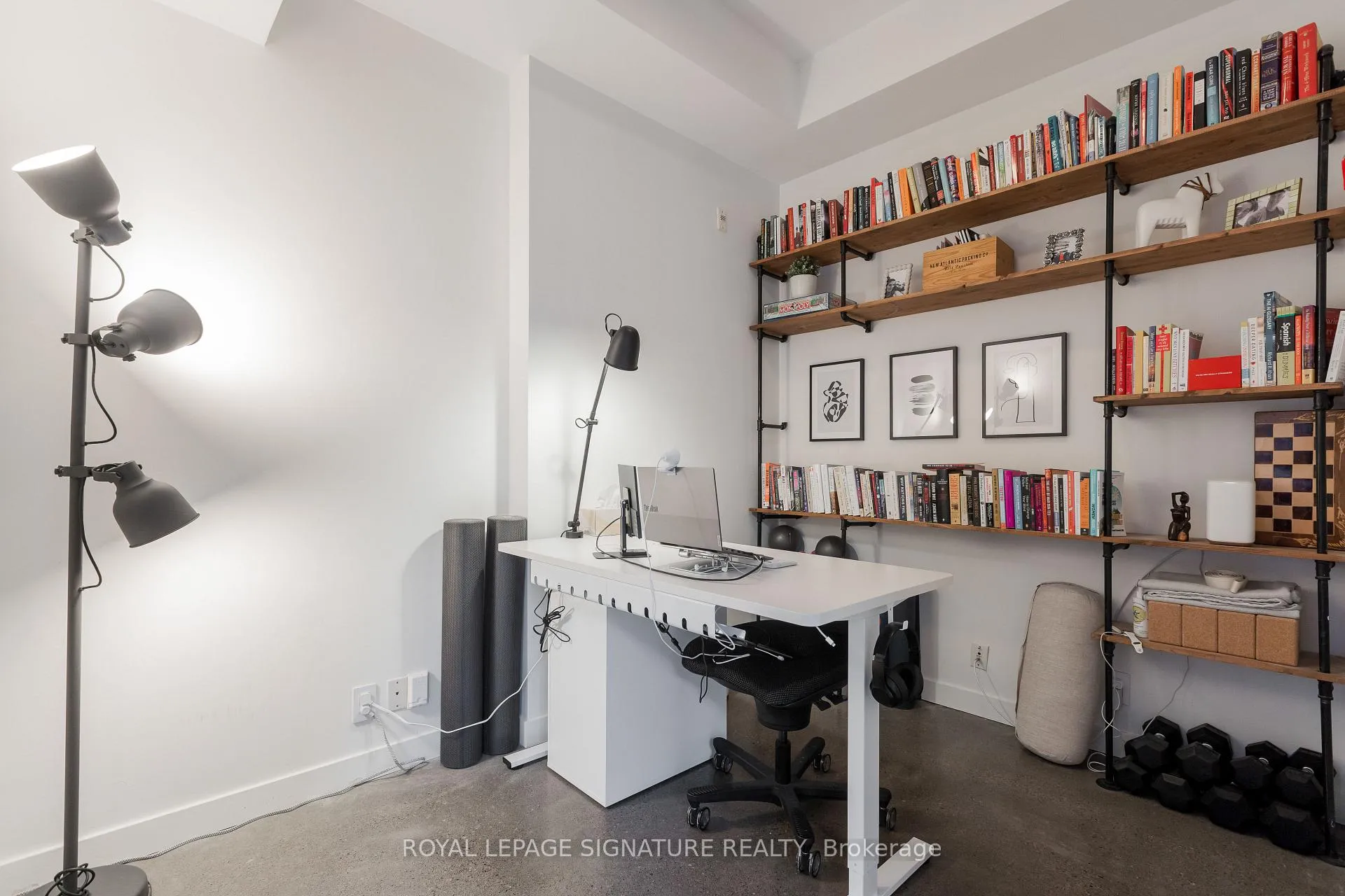 Photo 4 of Unit 512, 625 Queen Street E, Toronto, South Riverdale — HOMEH