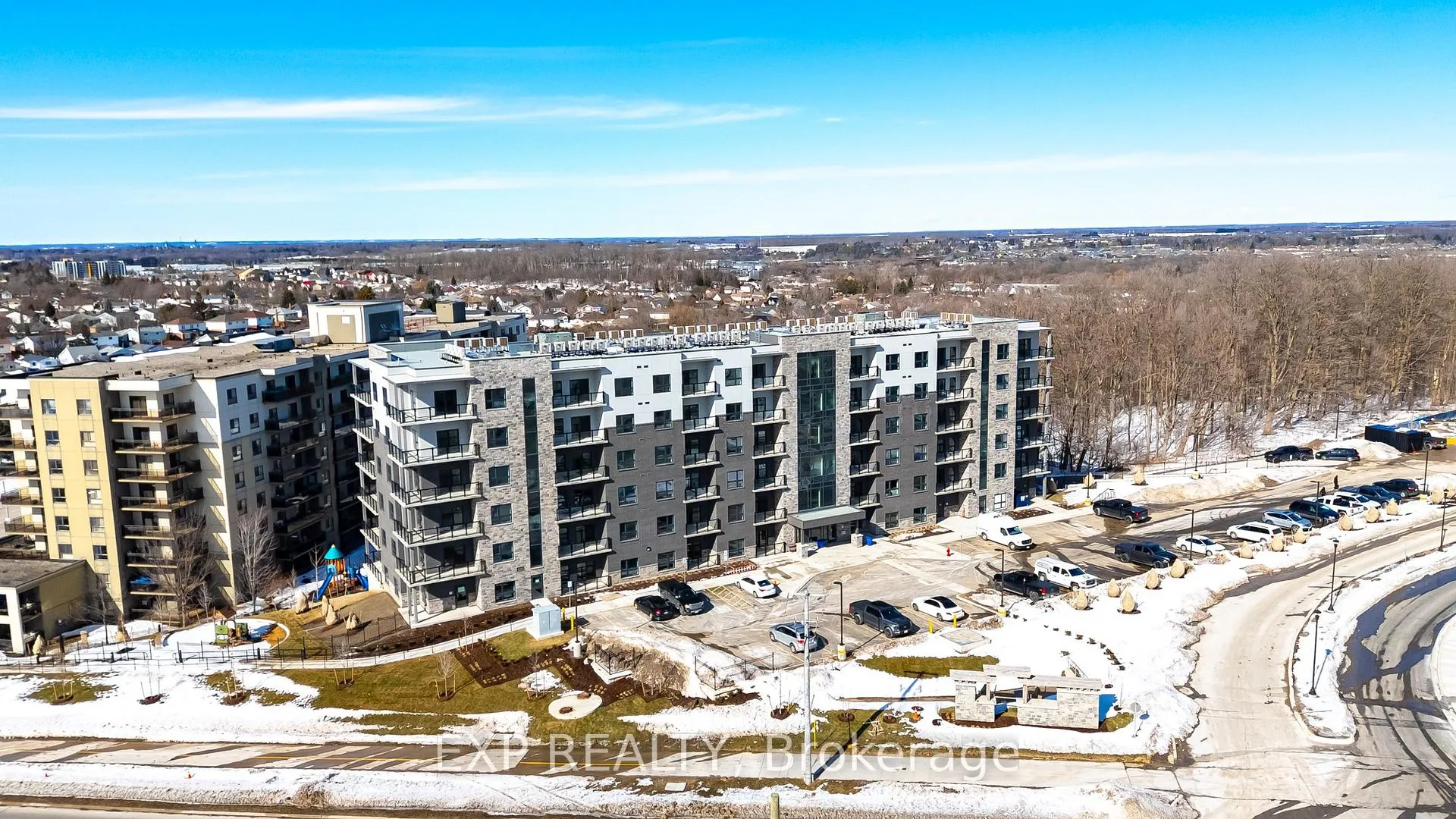Photo 2 of Unit 202, 1000 Lackner Place, Kitchener — HOMEH
