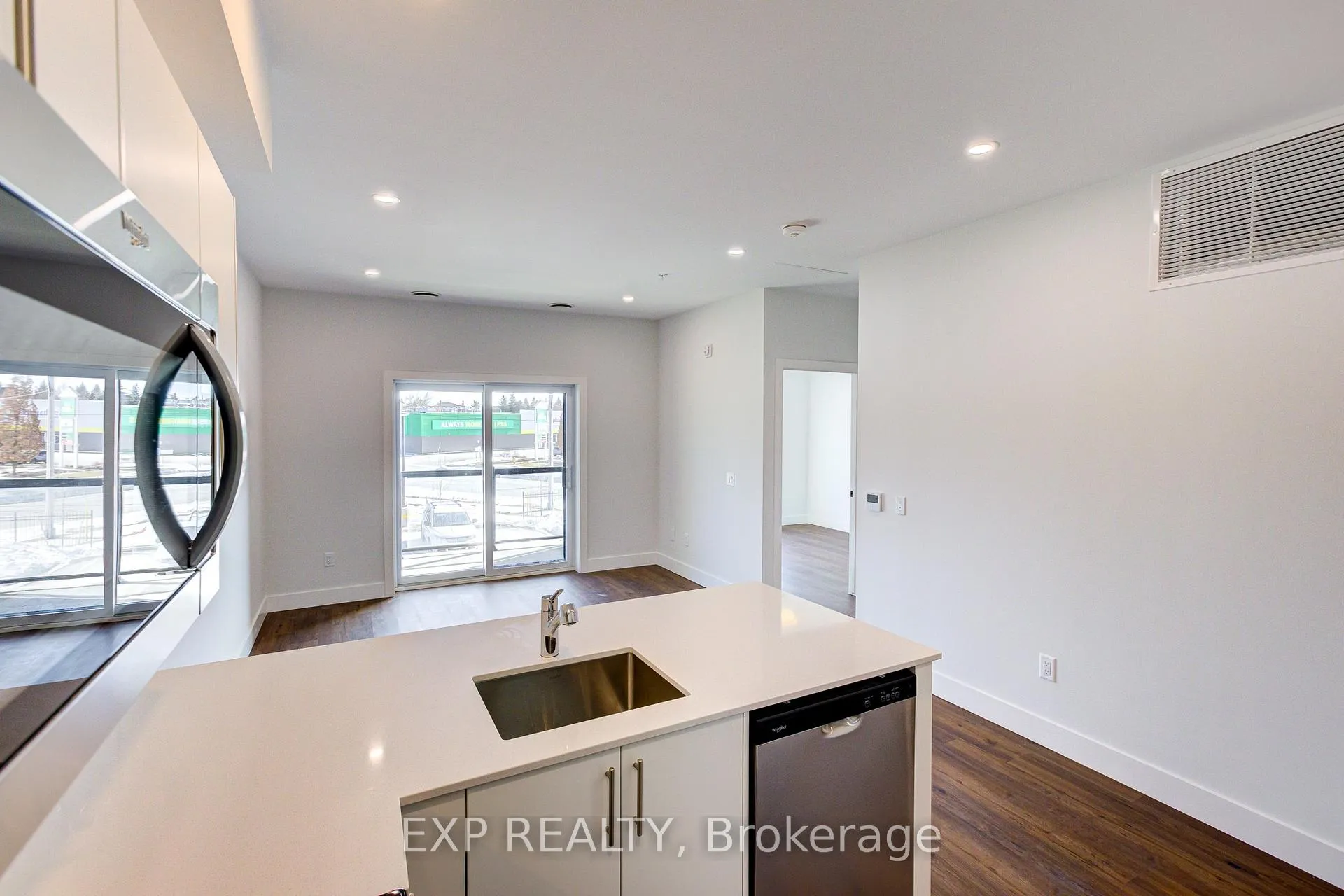 Photo 33 of Unit 202, 1000 Lackner Place, Kitchener — HOMEH