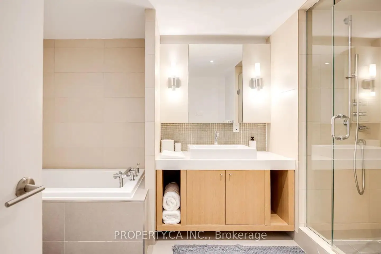 Photo 13 of Unit 308, 160 Bedford Road, Toronto, The Annex — HOMEH