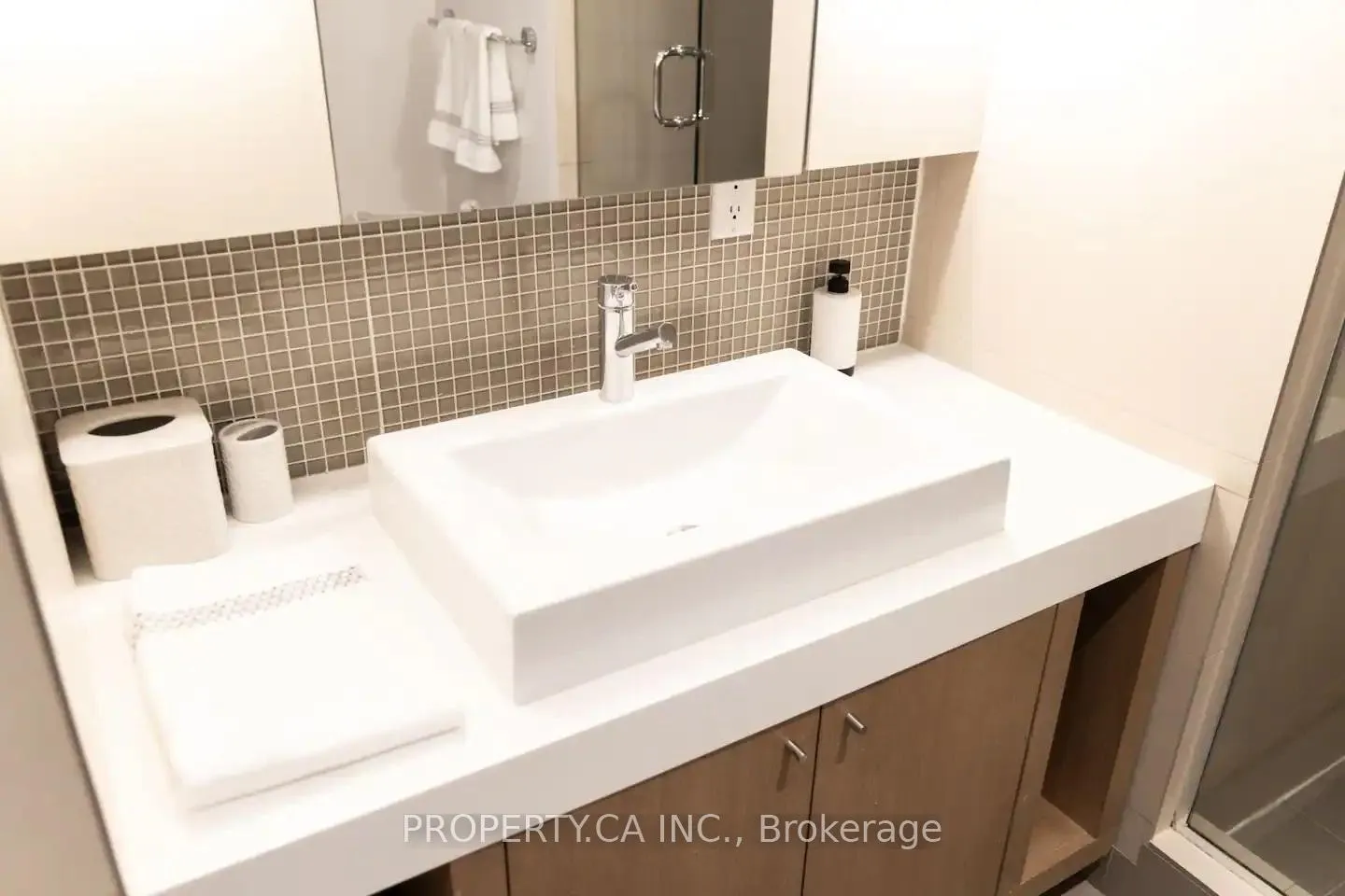 Photo 16 of Unit 308, 160 Bedford Road, Toronto, The Annex — HOMEH