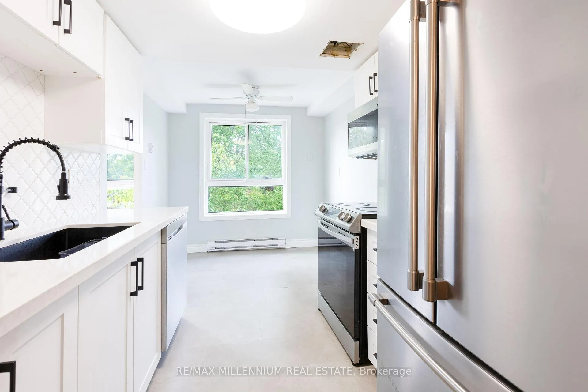 Photo 7 of Unit 57, 53 Taunton Road E, Oshawa, Centennial — HOMEH