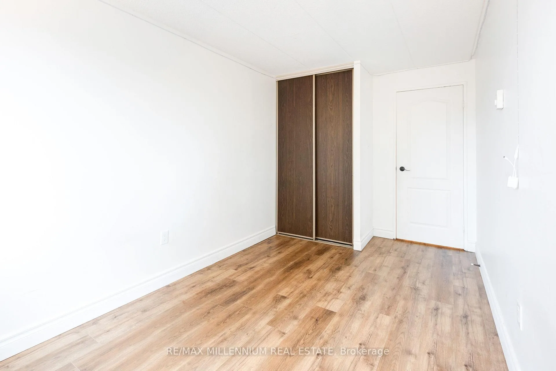 Photo 9 of Unit 57, 53 Taunton Road E, Oshawa, Centennial — HOMEH
