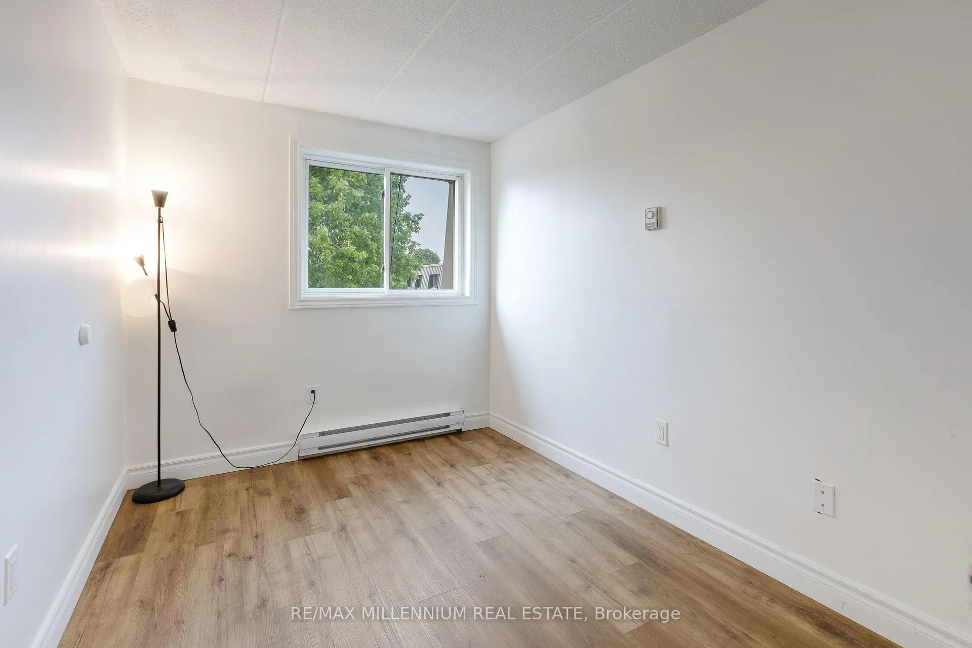 Photo 12 of Unit 57, 53 Taunton Road E, Oshawa, Centennial — HOMEH