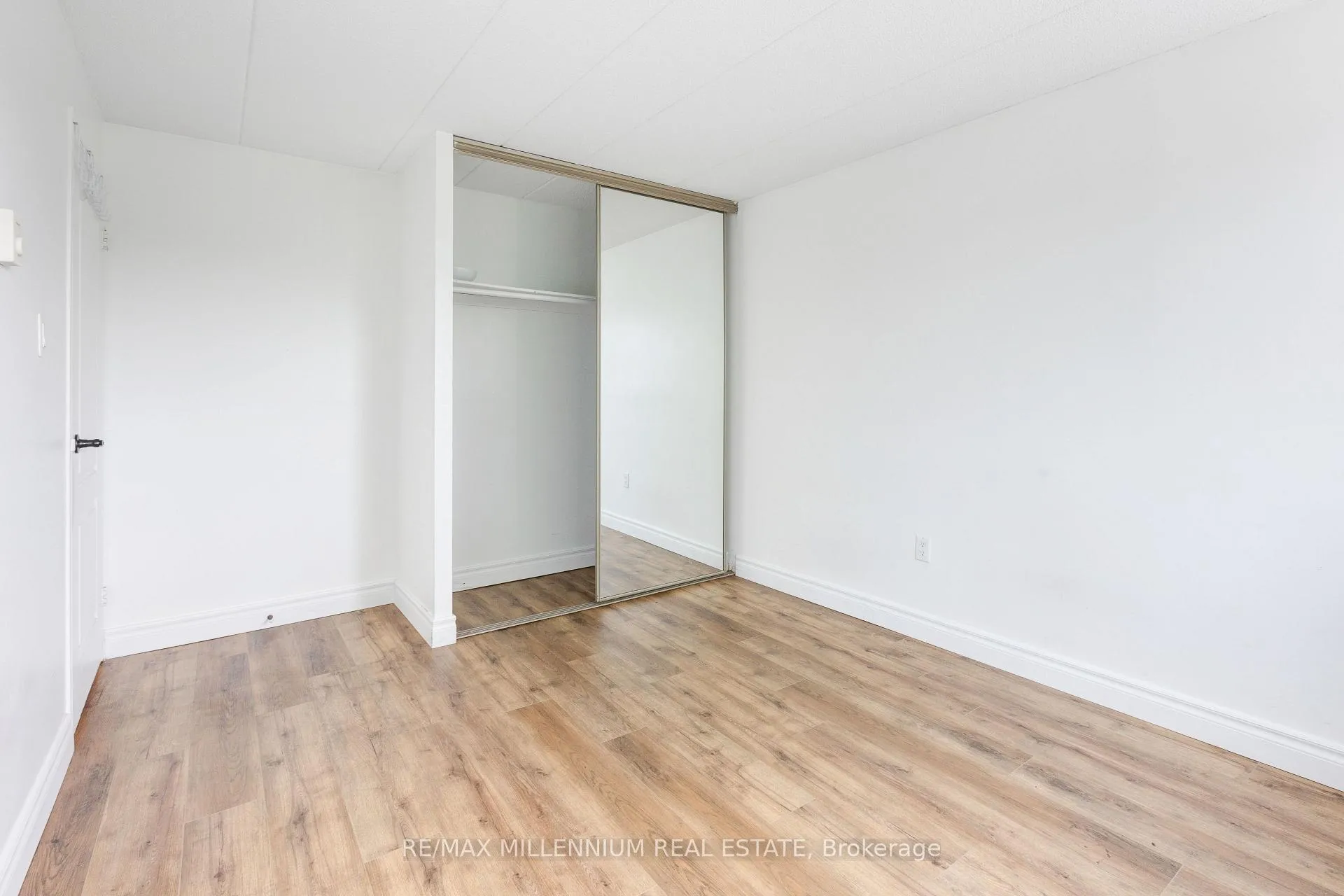 Photo 13 of Unit 57, 53 Taunton Road E, Oshawa, Centennial — HOMEH