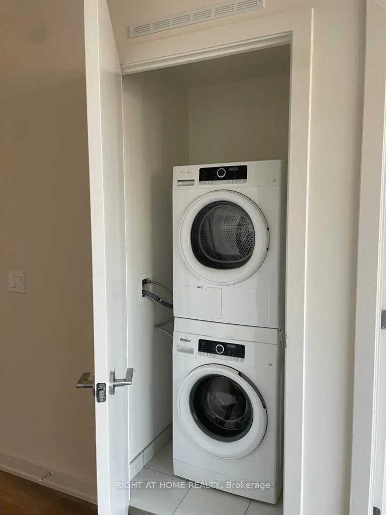 Photo 1 of Unit 621, 212 King William Street, Hamilton, Beasley — HOMEH