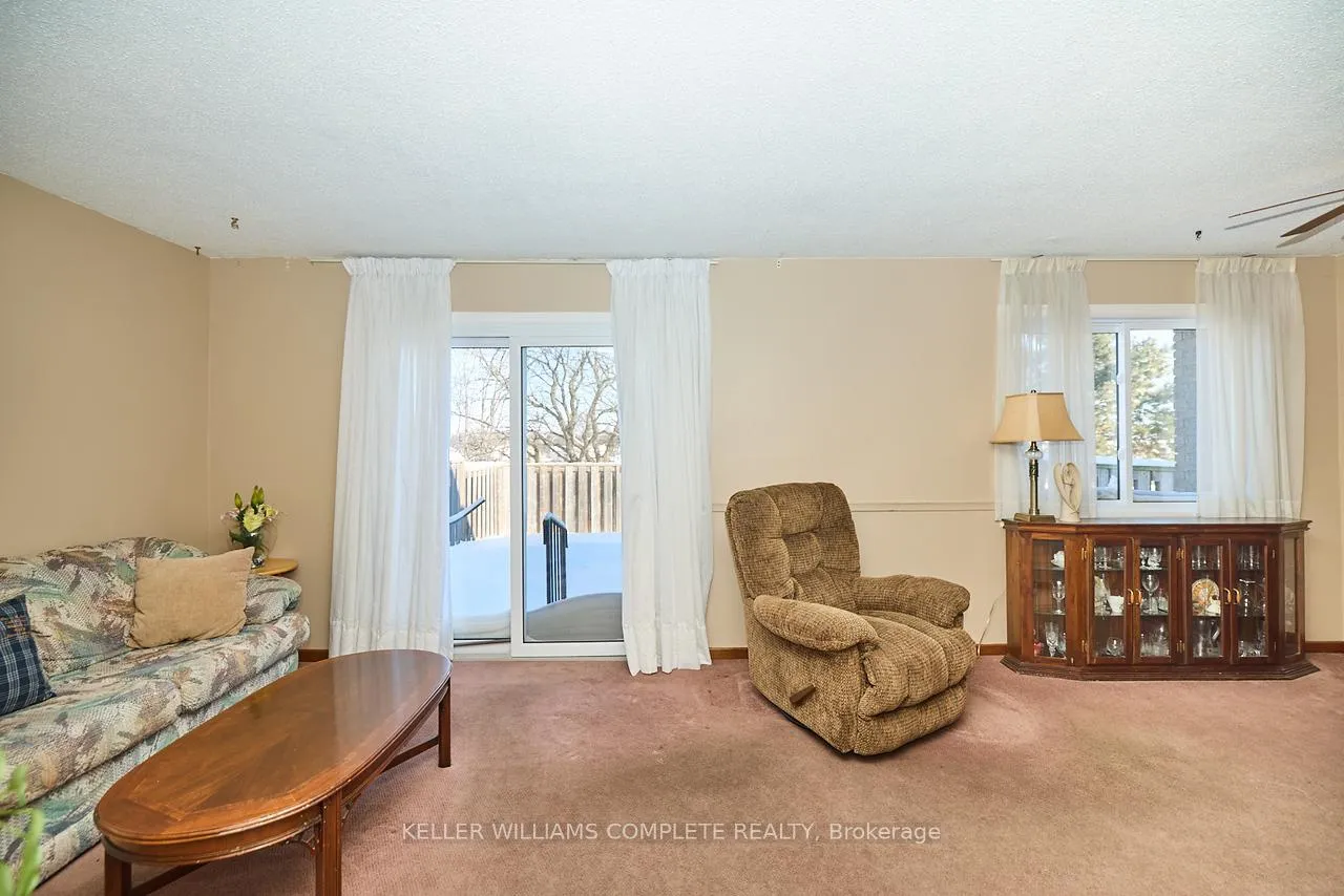 Photo 4 of Unit 139, 201 Queen Victoria Drive, Hamilton, Quinndale — HOMEH