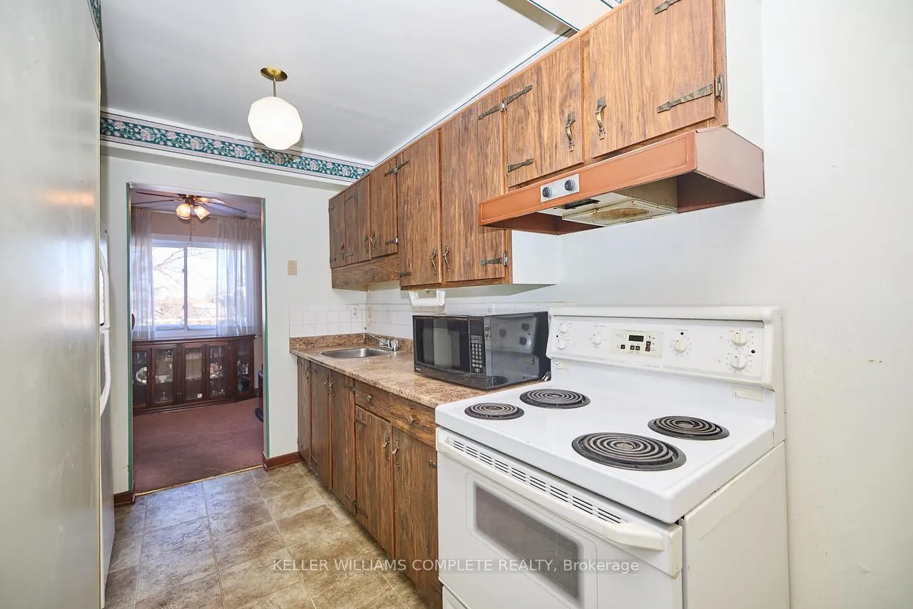 Photo 8 of Unit 139, 201 Queen Victoria Drive, Hamilton, Quinndale — HOMEH