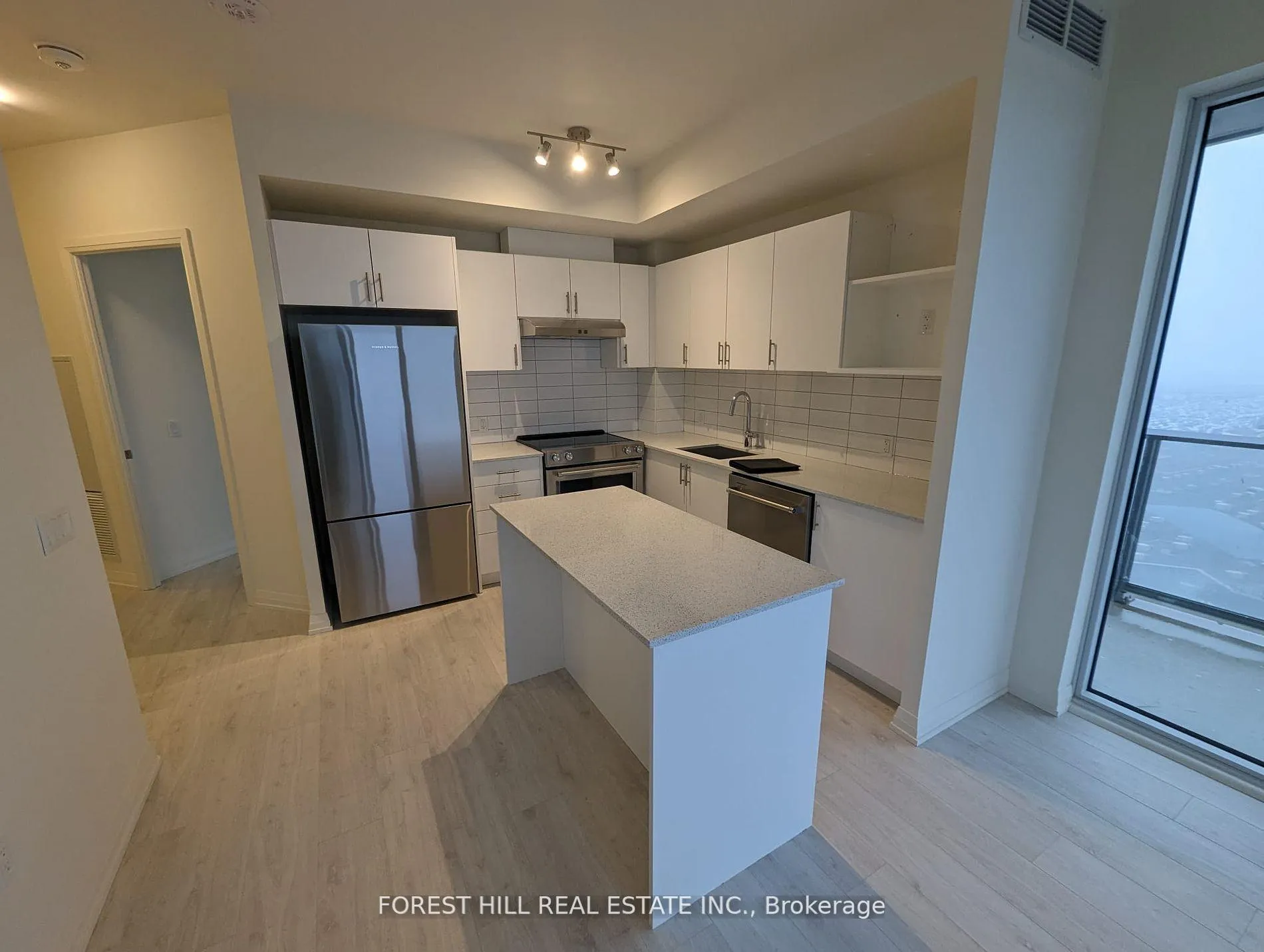 Photo 5 of Unit 1821, 9000 Jane Street, Vaughan, Concord — HOMEH