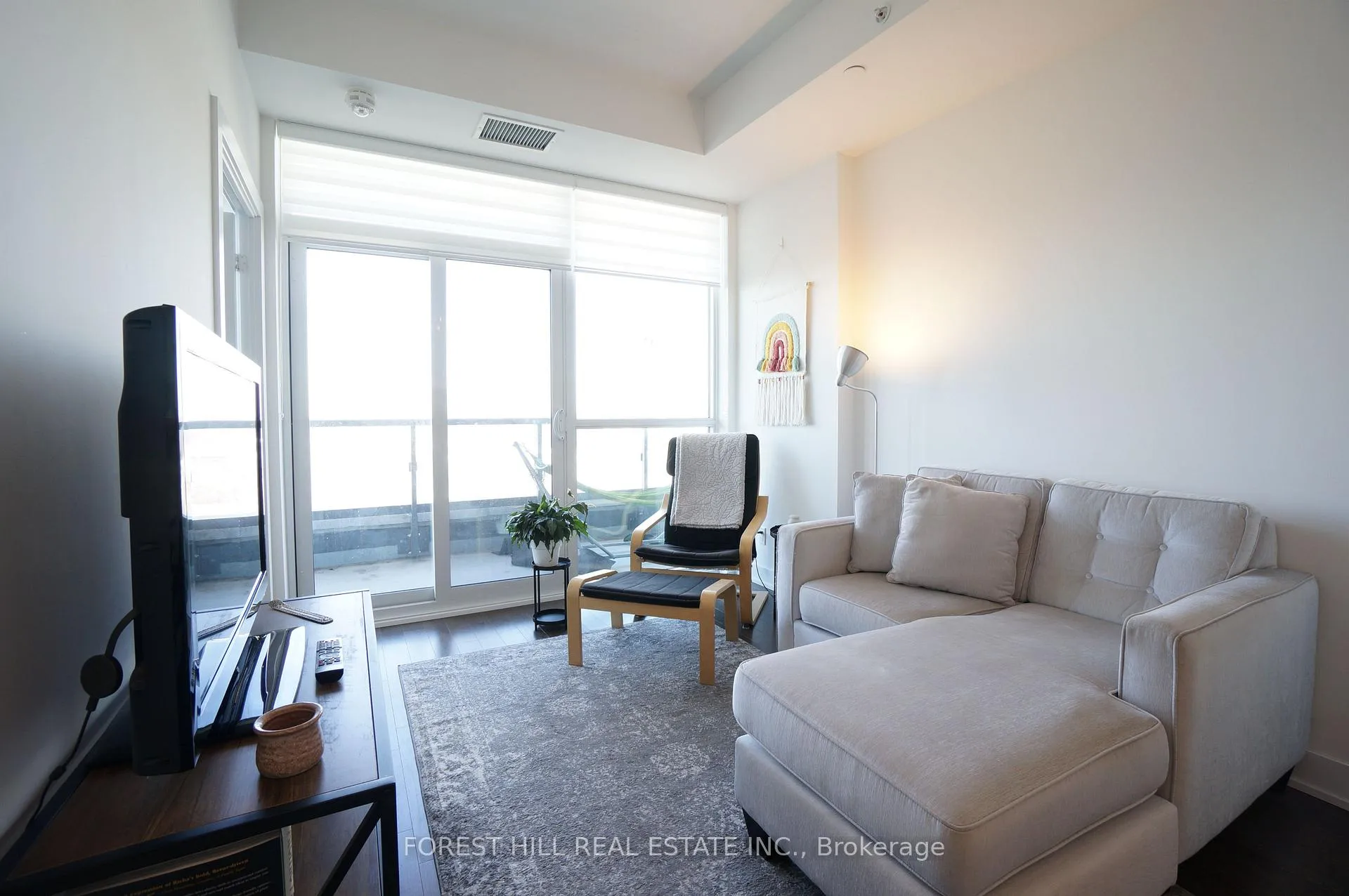 Photo 4 of Unit 2401, 181 Bedford Road, Toronto, The Annex — HOMEH