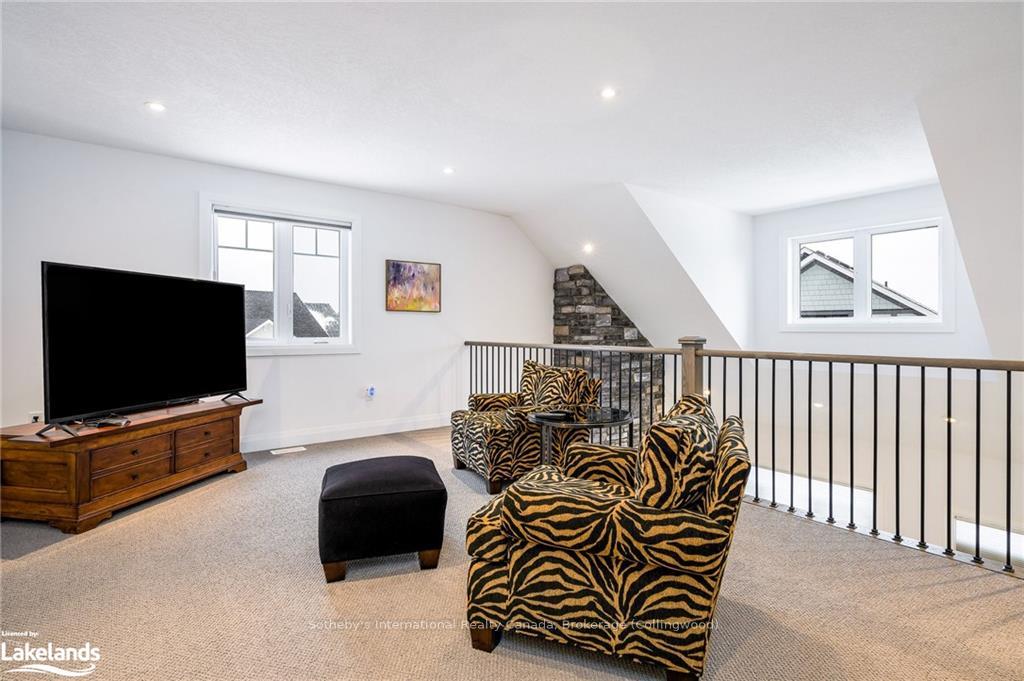 Photo 20 of 115 Beacon Drive, Blue Mountains — HOMEH