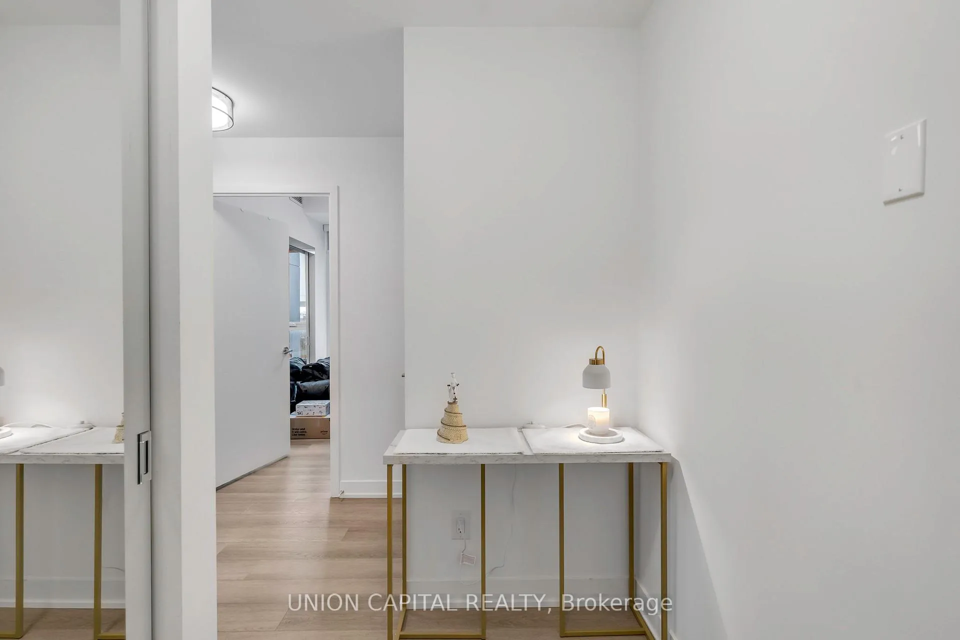 Photo 3 of Unit 627, 8119 Birchmount Road, Markham, Unionville — HOMEH
