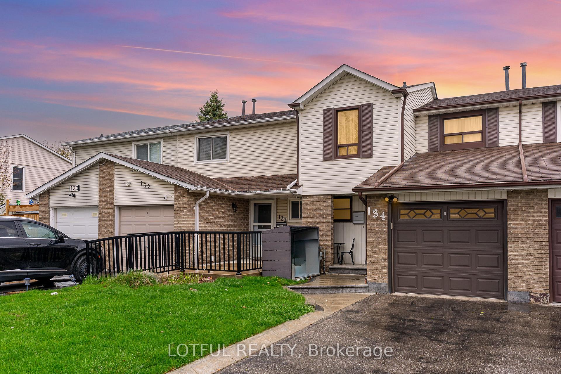 Photo 1 of 134 Royal Salisbury Way, Brampton, Madoc — HOMEH