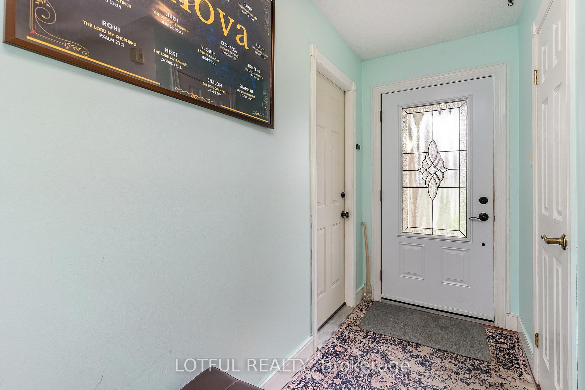 Photo 3 of 134 Royal Salisbury Way, Brampton, Madoc — HOMEH