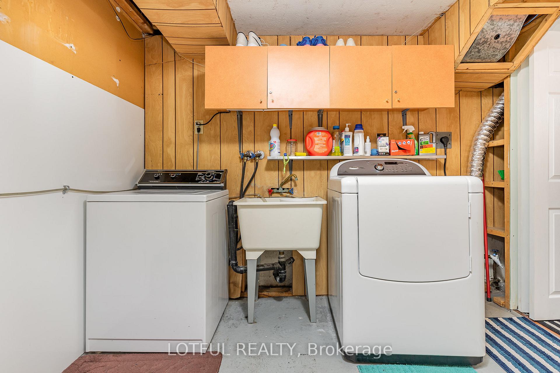 Photo 23 of 134 Royal Salisbury Way, Brampton, Madoc — HOMEH