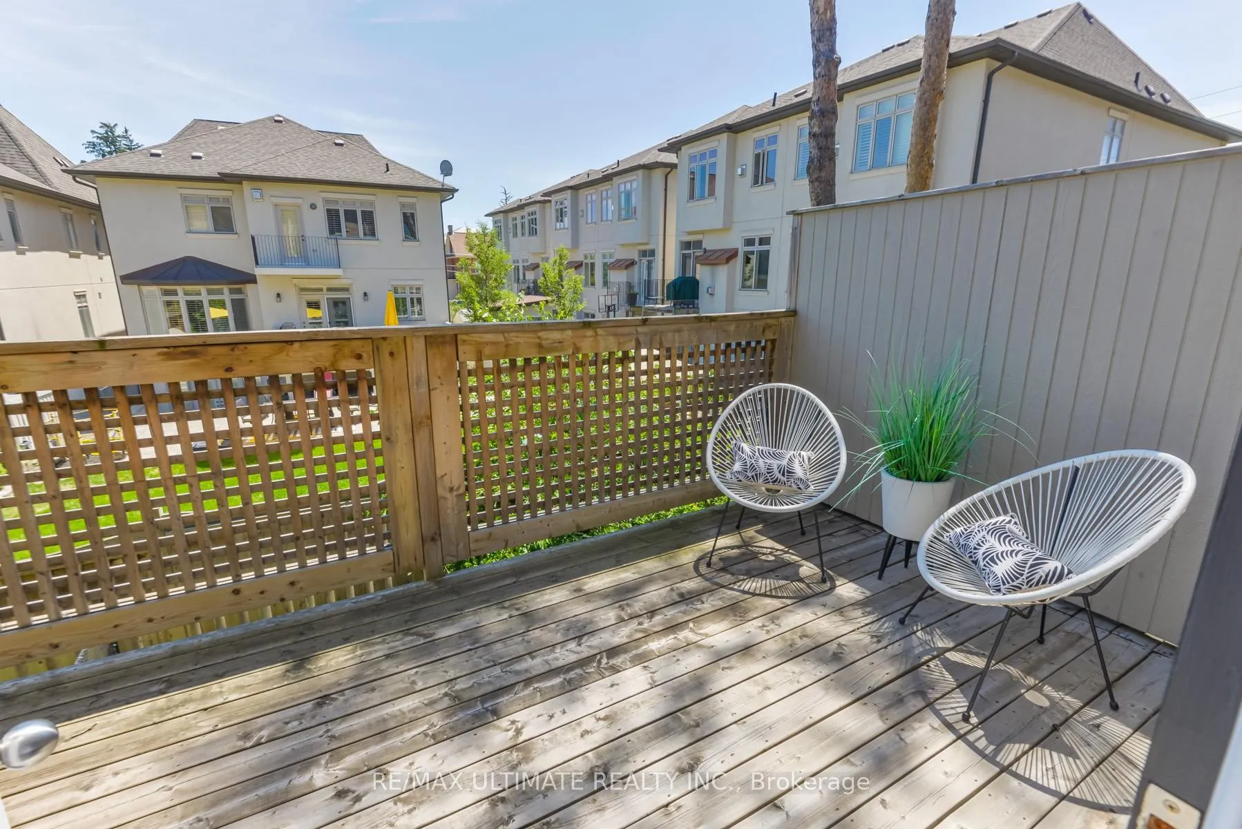 Photo 17 of 15 Powseland Crescent W, Vaughan, West Woodbridge — HOMEH