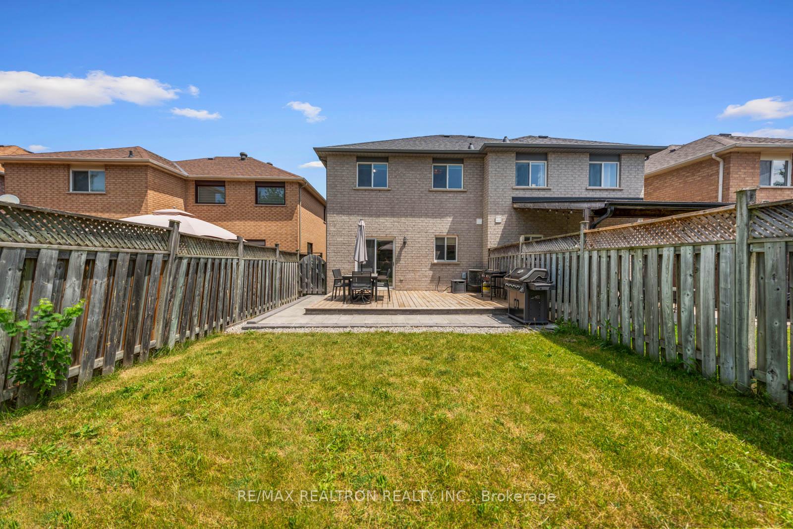 Photo 26 of 47 Coolspring Crescent, Caledon, Bolton East — HOMEH