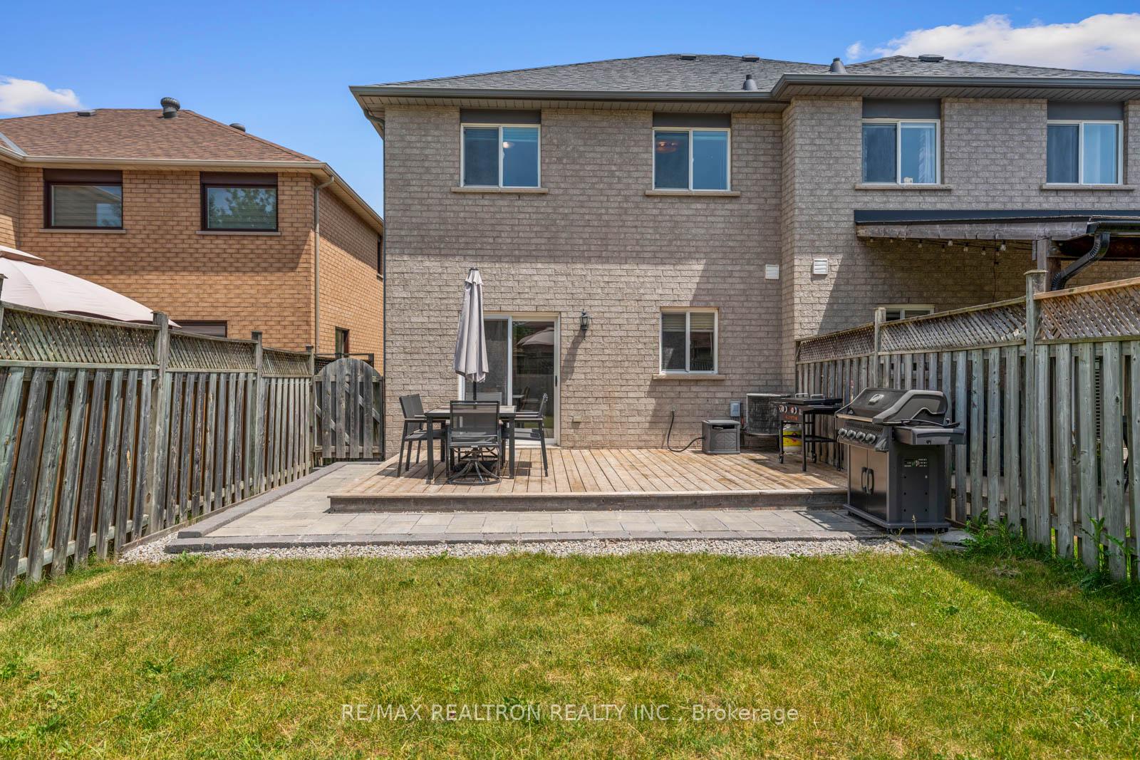 Photo 19 of 47 Coolspring Crescent, Caledon, Bolton East — HOMEH