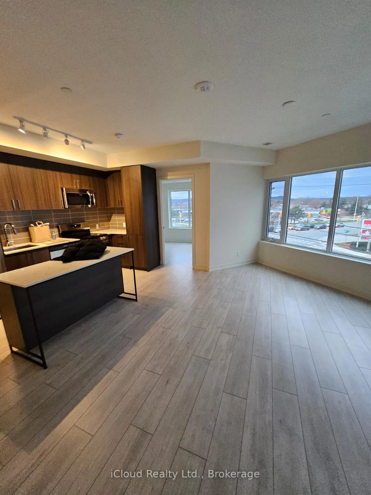 Photo 1 of Unit 302, 8020 Derry Road, Milton, Coates — HOMEH