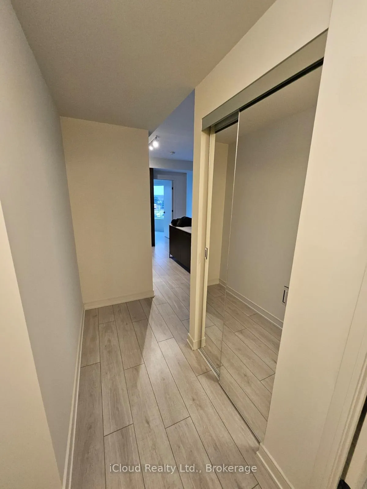 Photo 2 of Unit 302, 8020 Derry Road, Milton, Coates — HOMEH