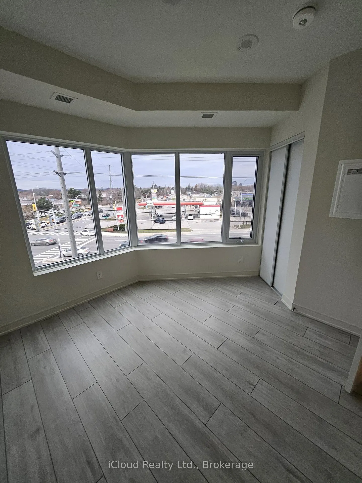 Photo 8 of Unit 302, 8020 Derry Road, Milton, Coates — HOMEH