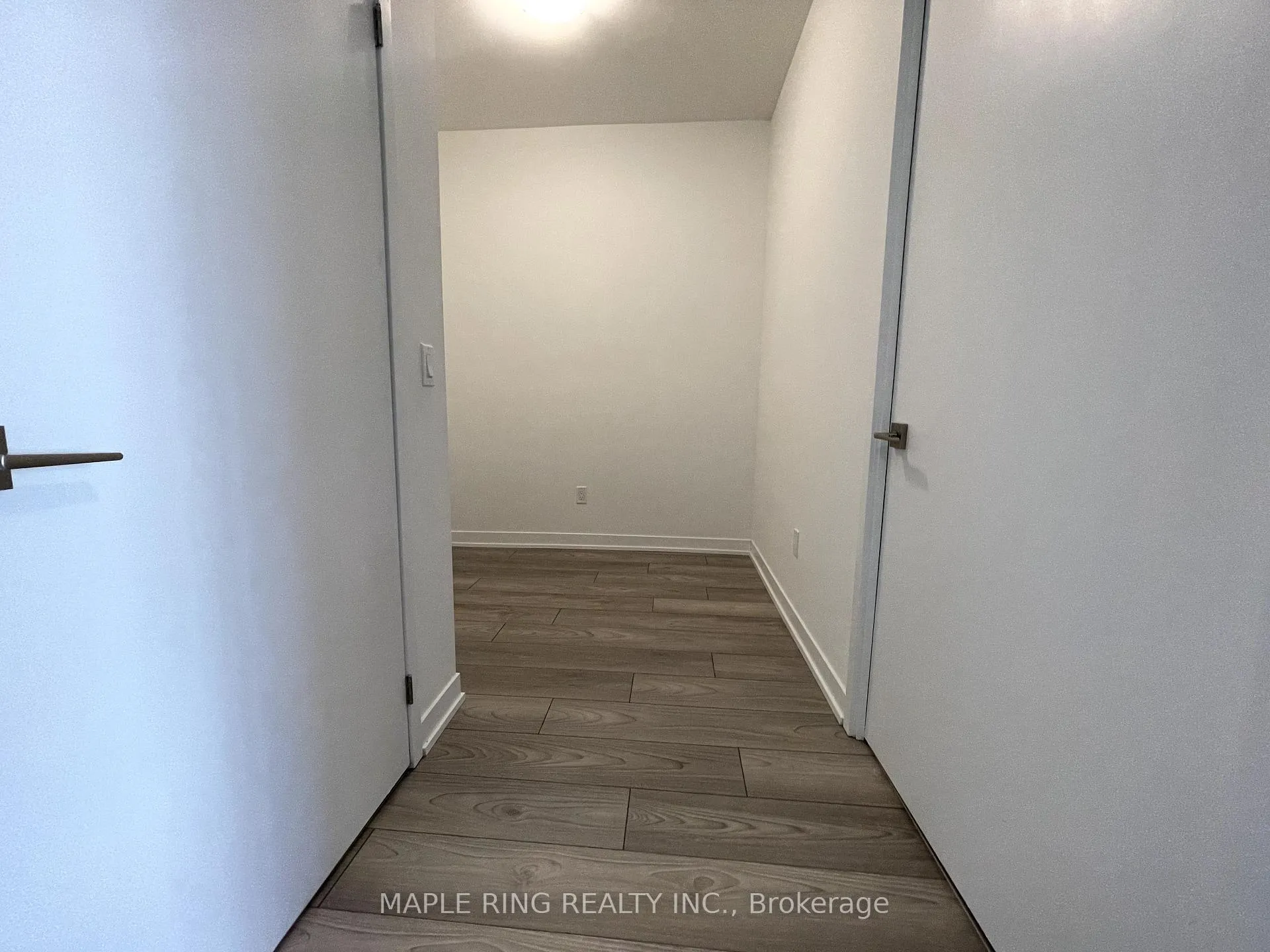 Photo 2 of Unit 1117, 10 abeja Street, Vaughan, Concord — HOMEH