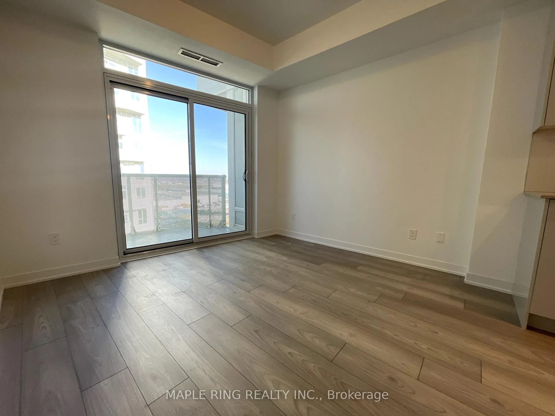 Photo 7 of Unit 1117, 10 abeja Street, Vaughan, Concord — HOMEH