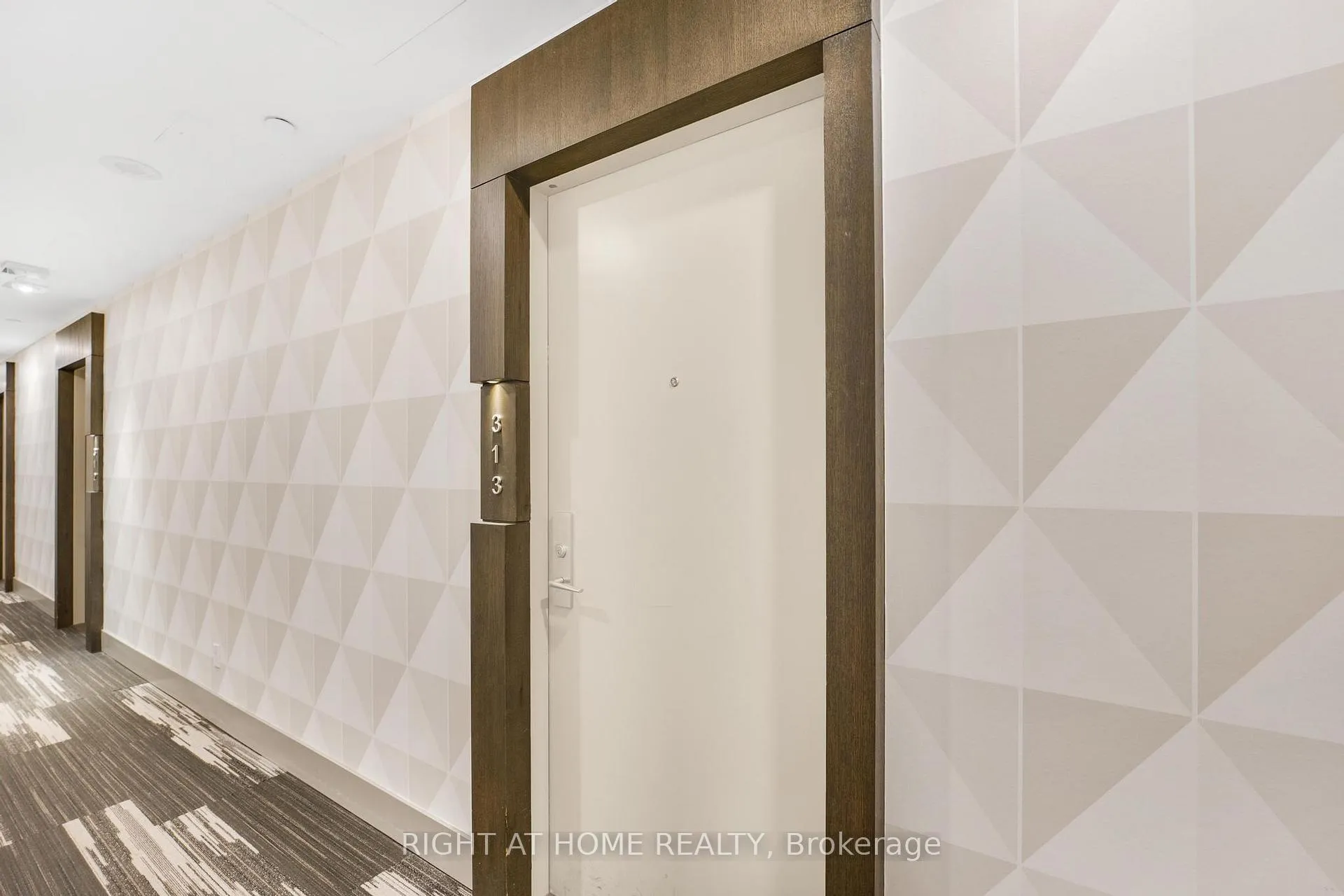 Photo 2 of Unit 313, 180 Enterprise Boulevard, Markham, Unionville — HOMEH