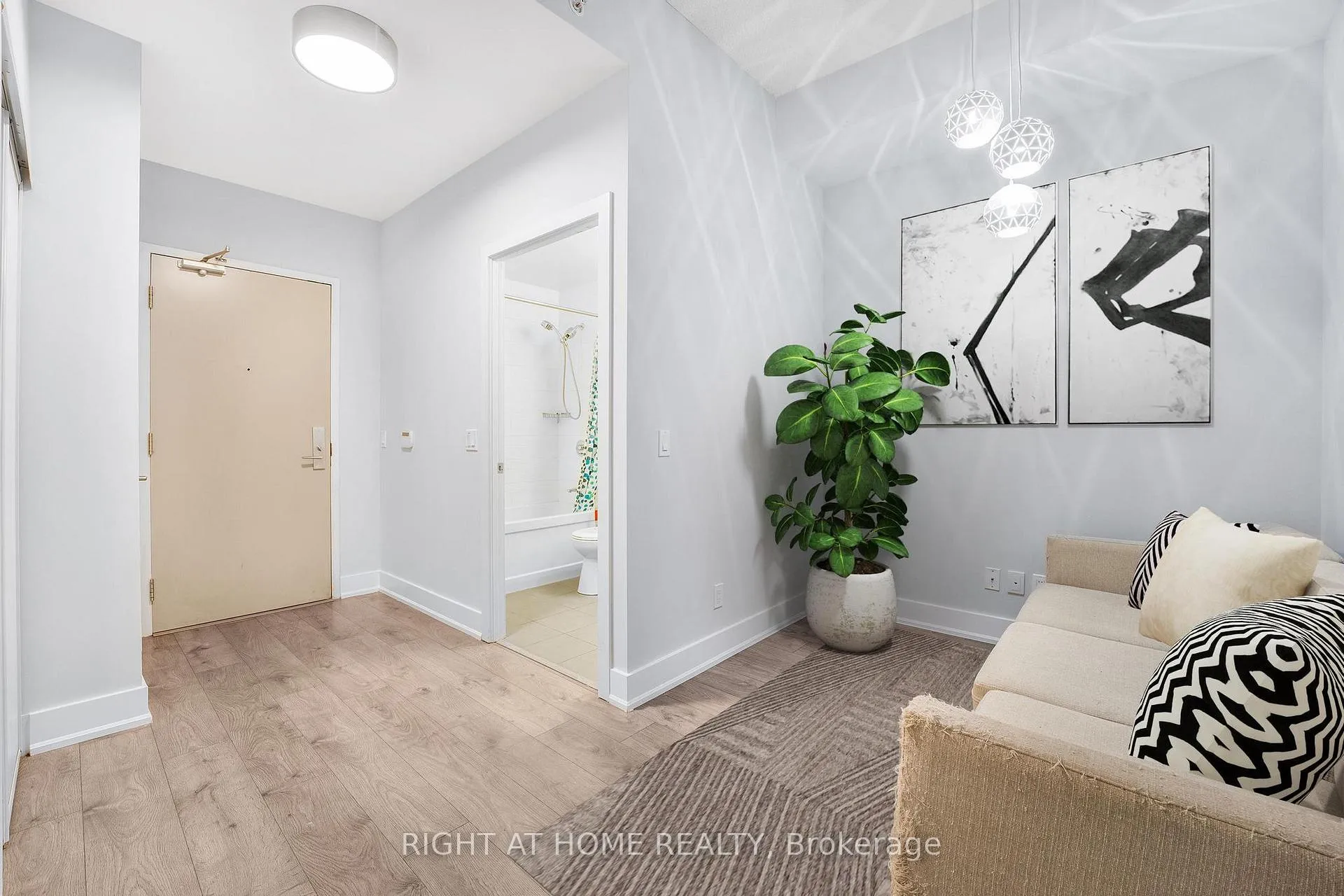 Photo 7 of Unit 313, 180 Enterprise Boulevard, Markham, Unionville — HOMEH
