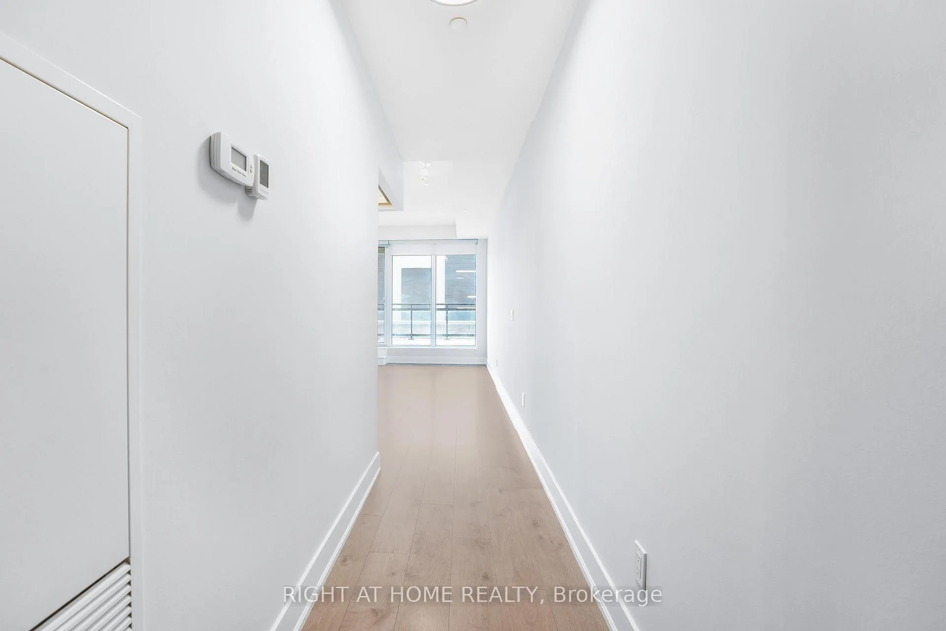 Photo 10 of Unit 313, 180 Enterprise Boulevard, Markham, Unionville — HOMEH