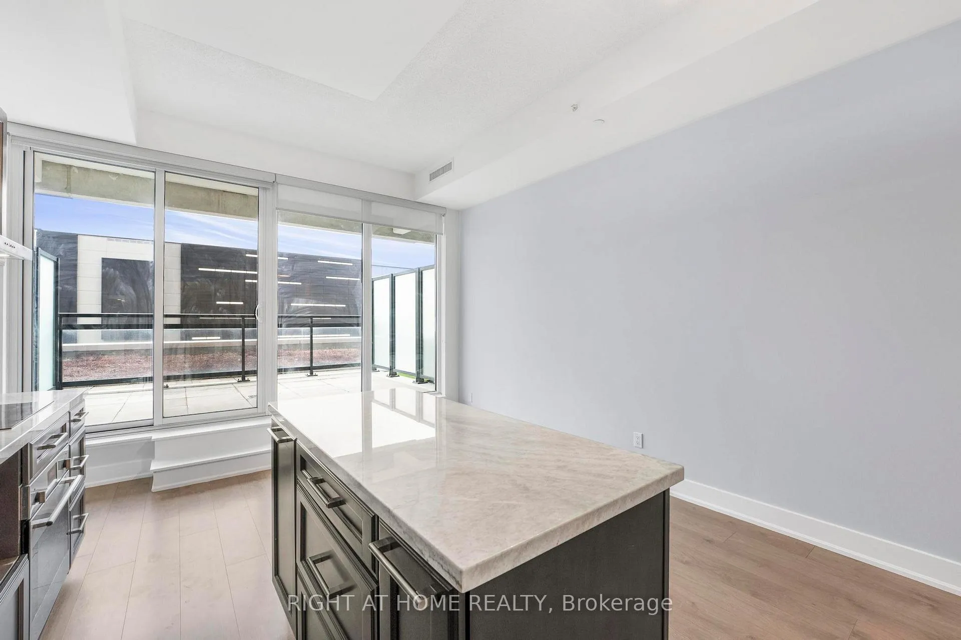Photo 18 of Unit 313, 180 Enterprise Boulevard, Markham, Unionville — HOMEH
