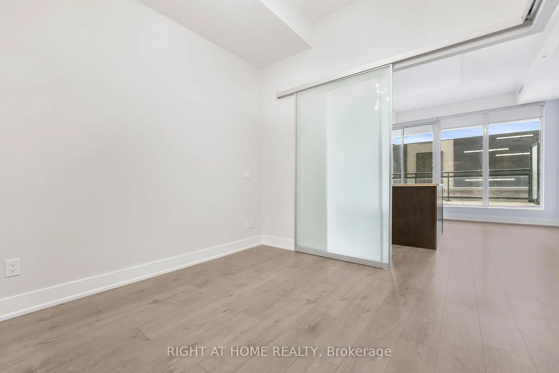 Photo 24 of Unit 313, 180 Enterprise Boulevard, Markham, Unionville — HOMEH
