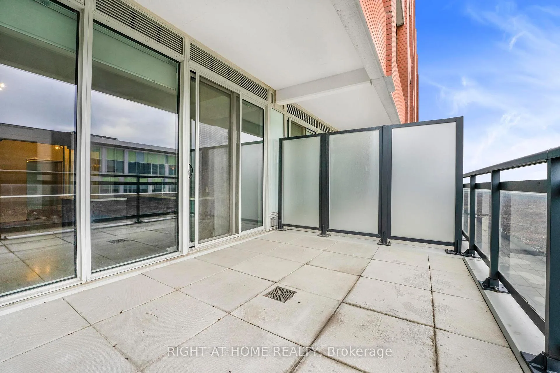 Photo 30 of Unit 313, 180 Enterprise Boulevard, Markham, Unionville — HOMEH