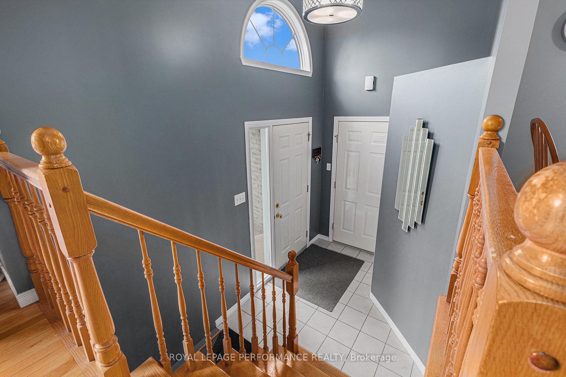 Photo 5 of 337 Ivan Crescent, Cornwall — HOMEH