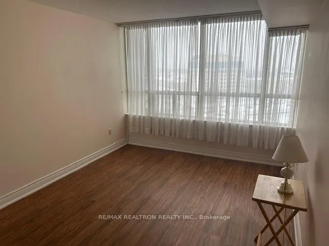 Photo 14 of Unit 1014, 7 Townsgate Drive, Vaughan, Crestwood-Springfarm-Yorkhill — HOMEH